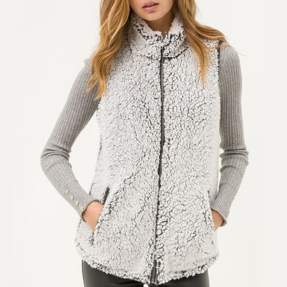Thread & Supply Jackets & Blazers - Thread & Supply | Teddy Frosted Icy Gray Sherpa Vest‎ Thick Cozy Warm Layering